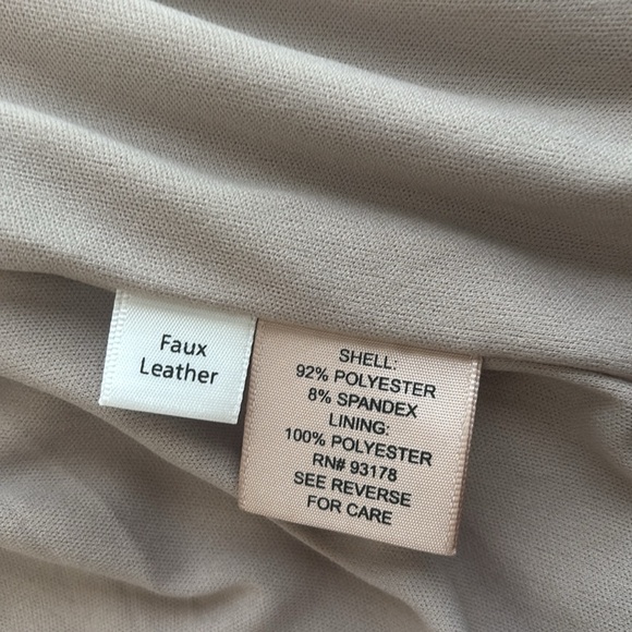 NWOT Philosophy Tan Vest 🫧 - Picture 6 of 6